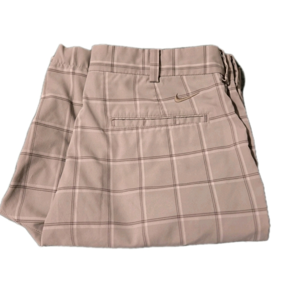 Nike Men's Golf Casual Dress Gray Plaid  Lightweight Shorts Size 32 - Picture 8 of 9
